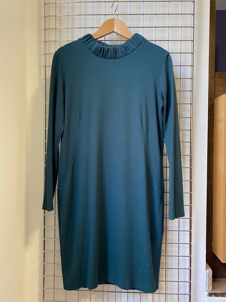 2. Hand Kleid Nathalie Vleeschouwer